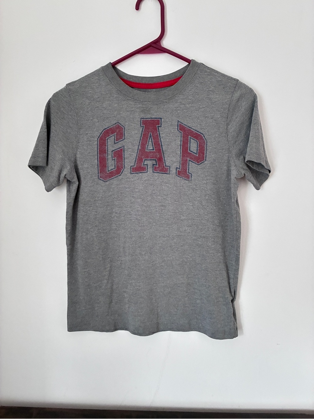 GAP Gray Tee with Red Logo